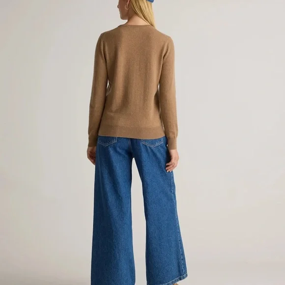 Quince Women’s Cashmere Crewneck Sweater in Camel Brown Teak Small - Picture 2 of 5